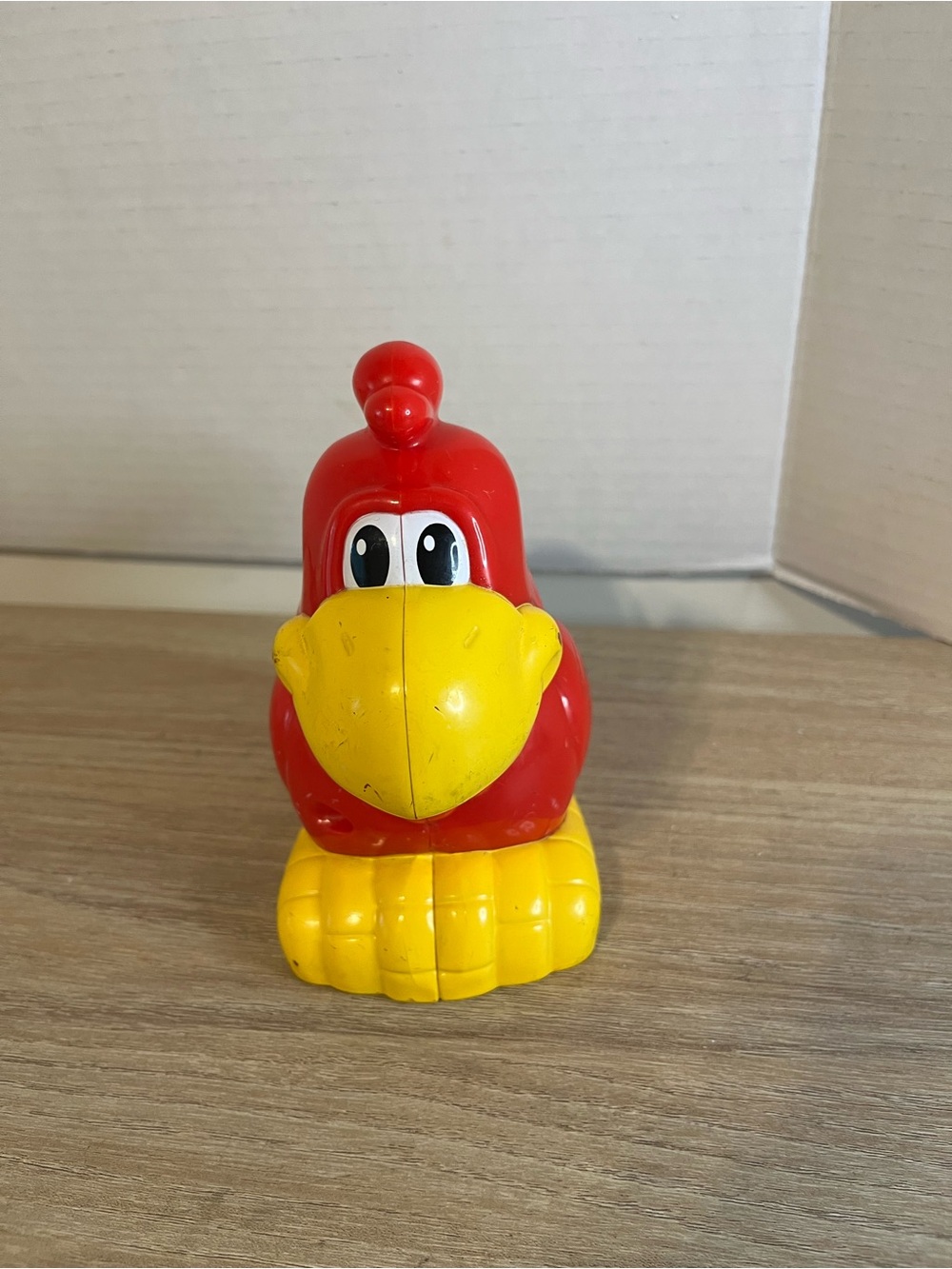 Fisher-Price Barnyard Basics Crowing Rooster with Flashlight Working